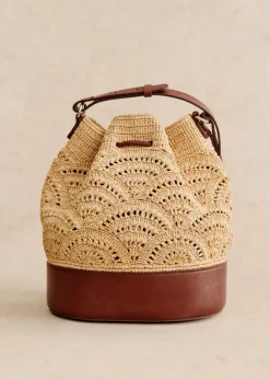 Alma Bucket