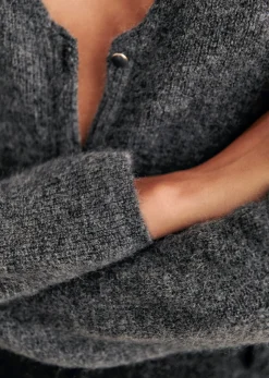 Barry Cardigan