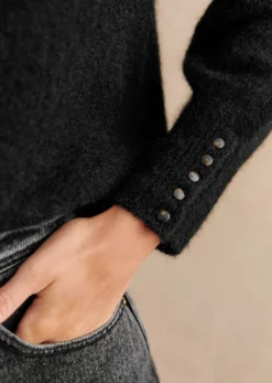 Louise Jumper