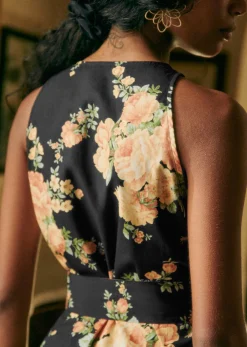 Solitta Dress